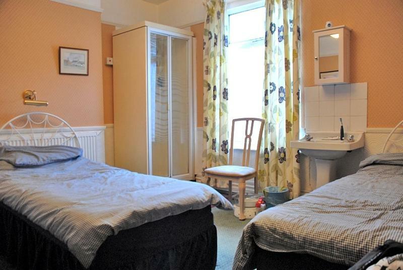 Brookfield Guesthouse クリーソープス エクステリア 写真