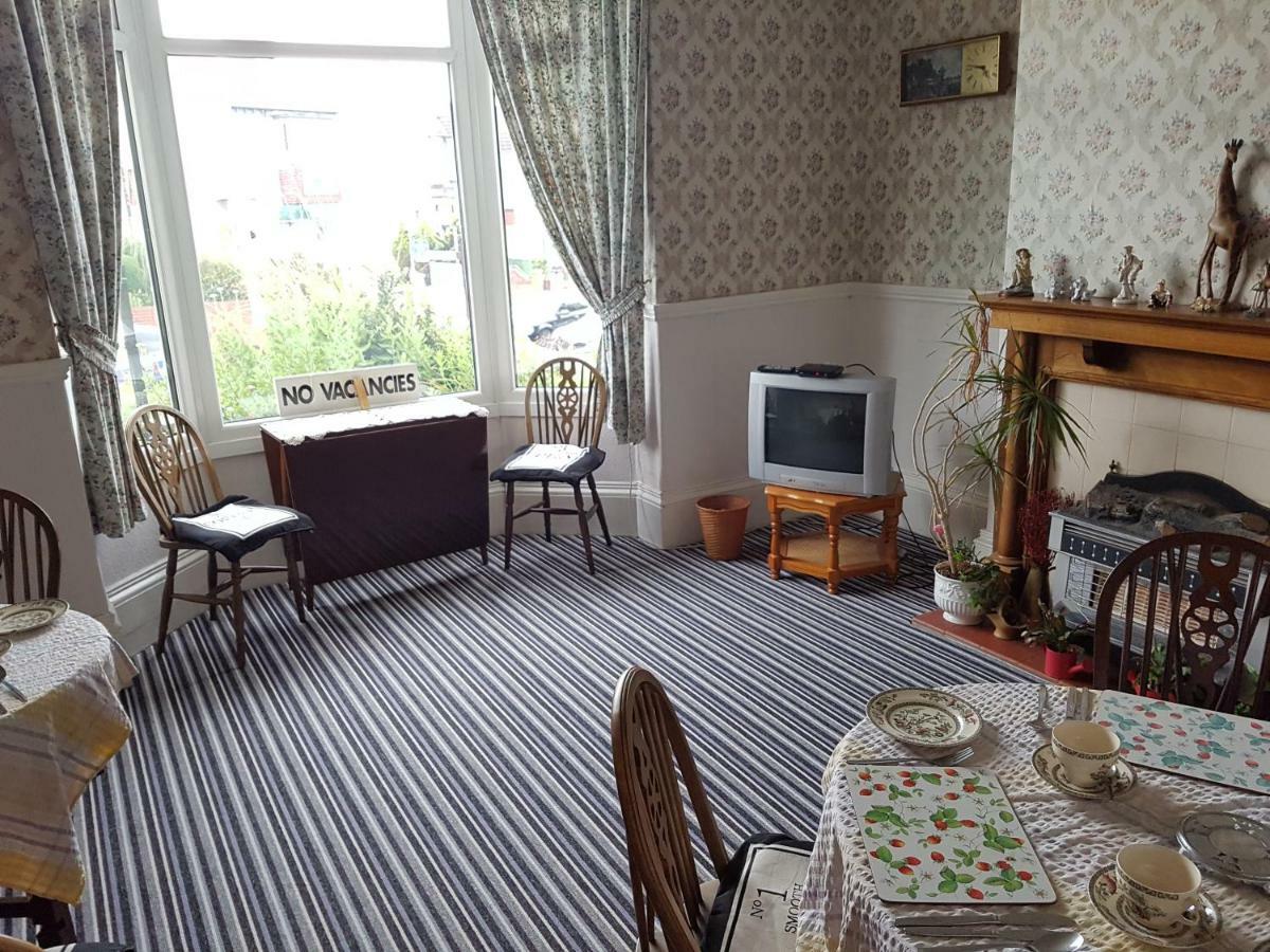 Brookfield Guesthouse クリーソープス エクステリア 写真