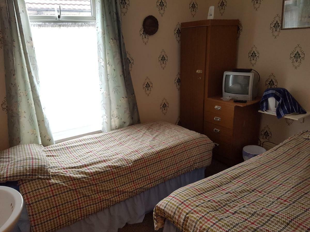 Brookfield Guesthouse クリーソープス エクステリア 写真